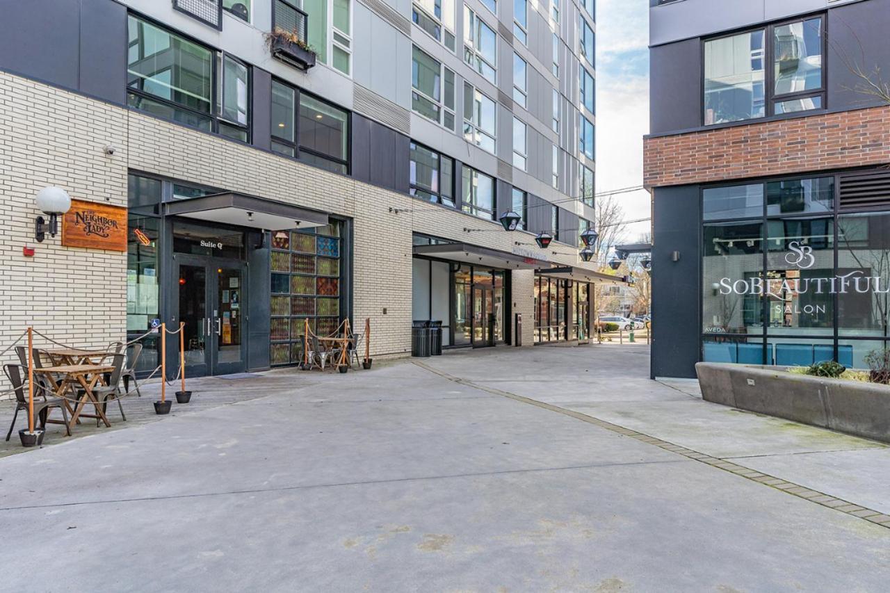 Close Downtown Modern Apartment - Pet Friendly, Wifi, Rooftop Views Seattle Exterior photo