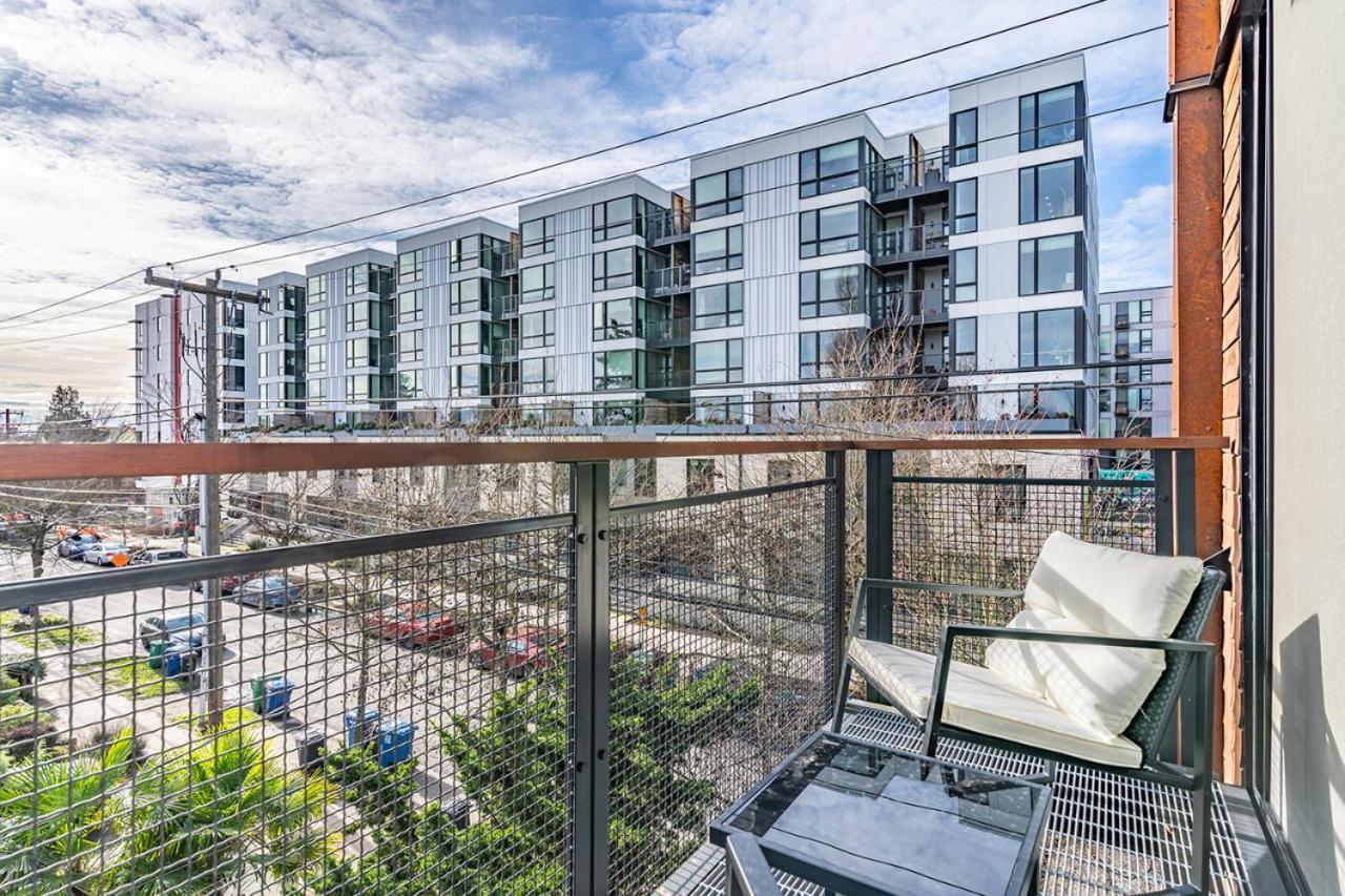 Close Downtown Modern Apartment - Pet Friendly, Wifi, Rooftop Views Seattle Exterior photo