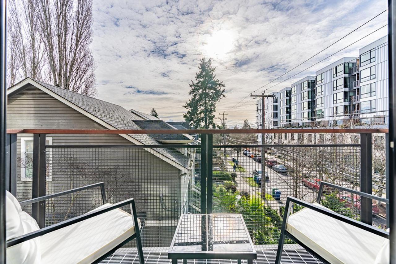 Close Downtown Modern Apartment - Pet Friendly, Wifi, Rooftop Views Seattle Exterior photo