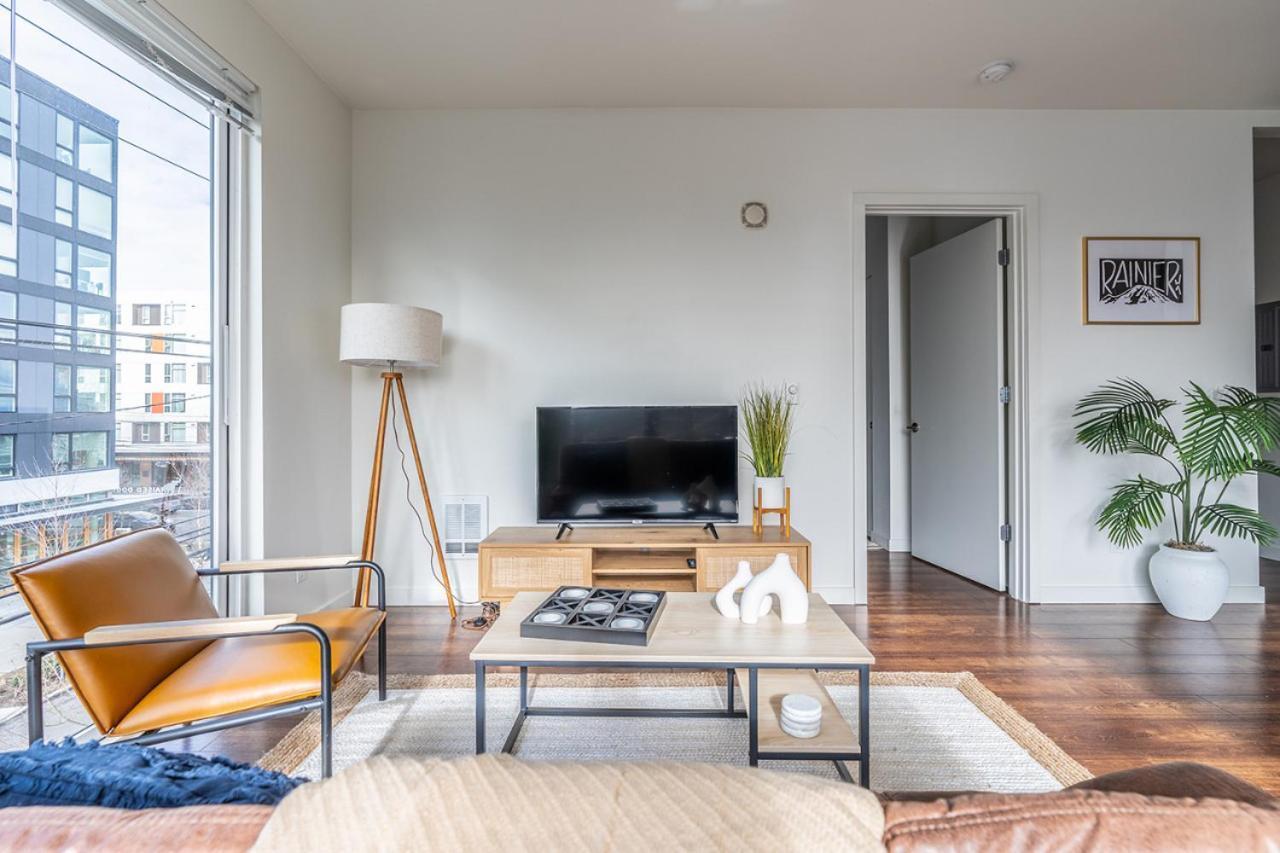 Close Downtown Modern Apartment - Pet Friendly, Wifi, Rooftop Views Seattle Exterior photo